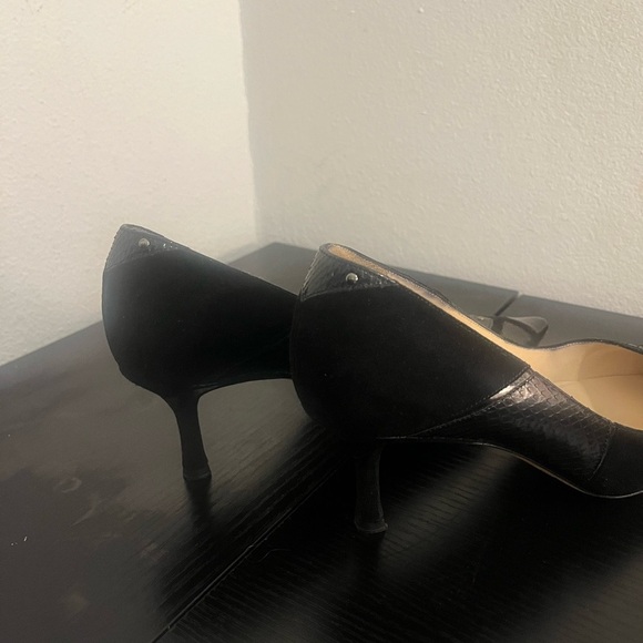 Jimmy Choo Black Snakeskin & Suede Pumps 👠 - Picture 8 of 11